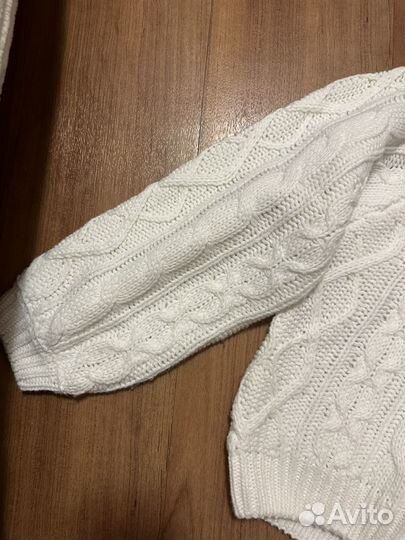 Свитер женский