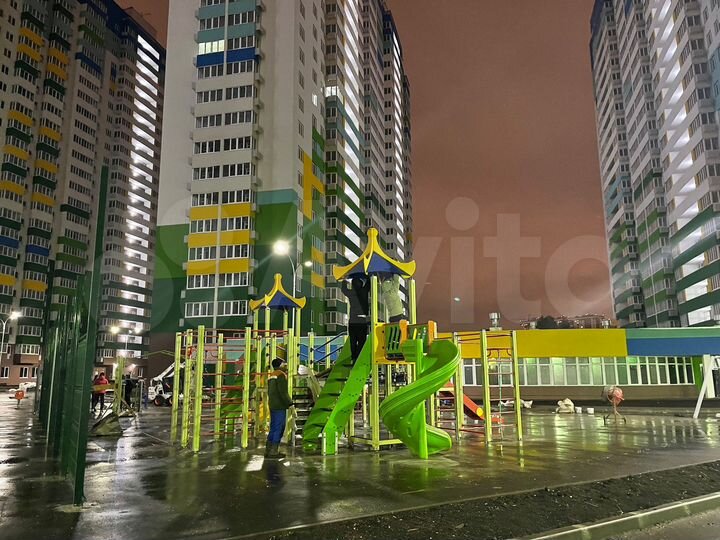 3-к. квартира, 105 м², 20/25 эт.