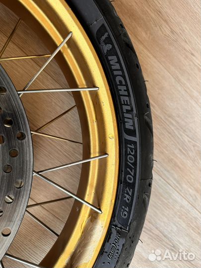 Спицованые золотые колеса bmw r1250gs adventure