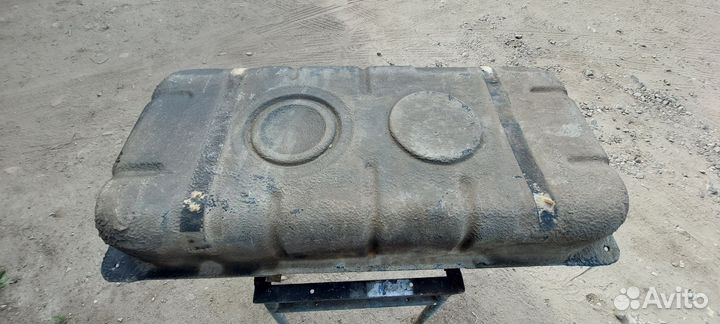 Бензиновый топливный бак