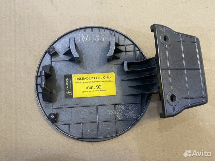 Лючок бензобака hyundai solaris 1 хетчбек,2012 г