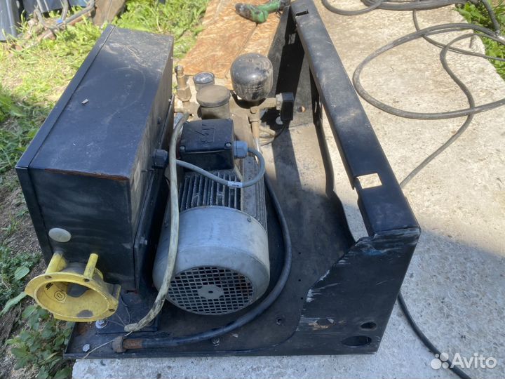 Мойка высокого давления Karcher HD 9/16 ST-H