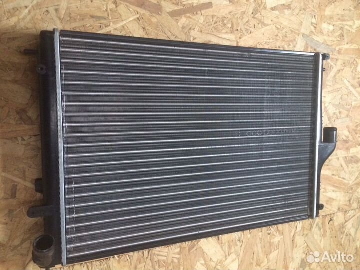 Радиатор 5837613p