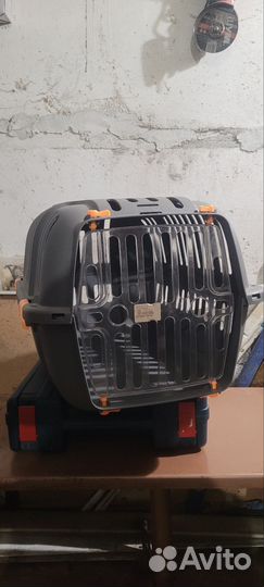 Кошачья переноска пластиковая