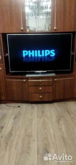 Телевизор philips на запчасти