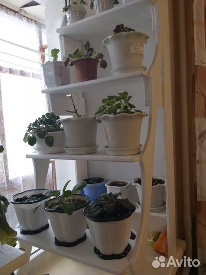 Подставка для цветов на подоконник