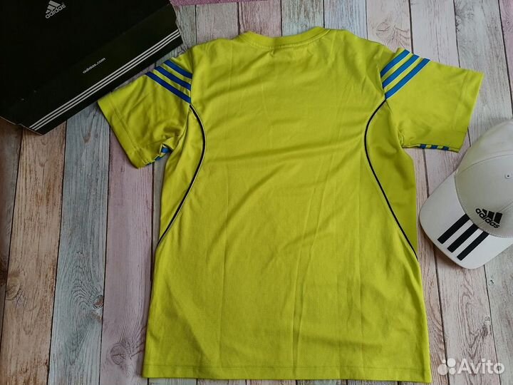 Adidas Originals футболка 164