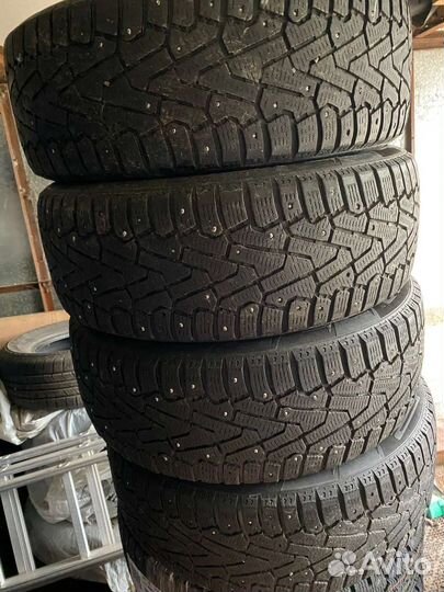 Pirelli Ice Zero 225/55 R17