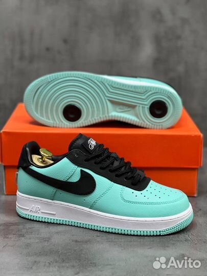 Кеды Nike Air Force 1 x Tiffany