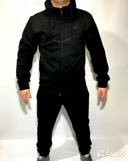 Спортивные костюмы Nike на флисе