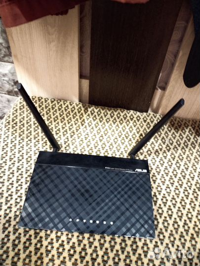 Wifi роутер Asus RT N12 новый