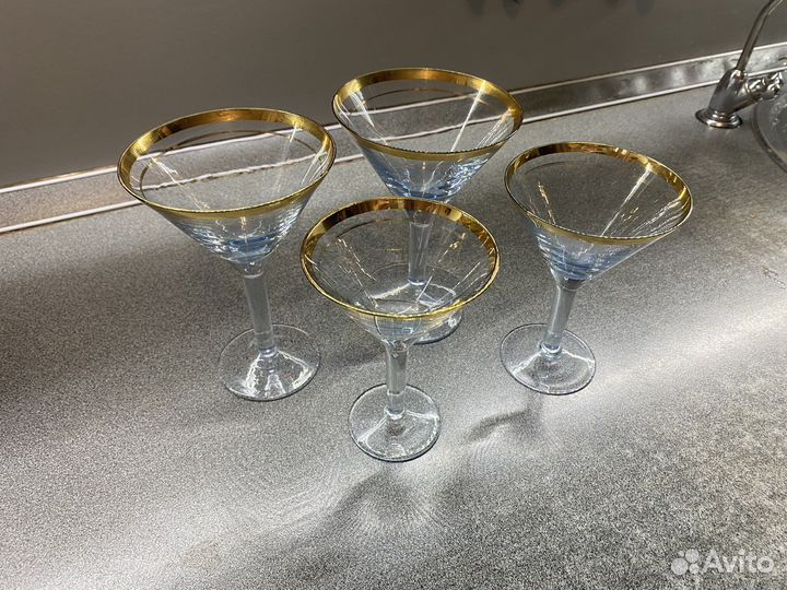 Бокалы под мартини