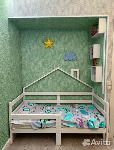 Кроватка с бортиком из массива детская Терем Инк