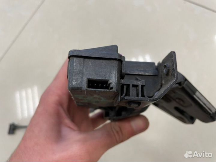 Замок крышки багажника Bmw 318I E46 M43 1999