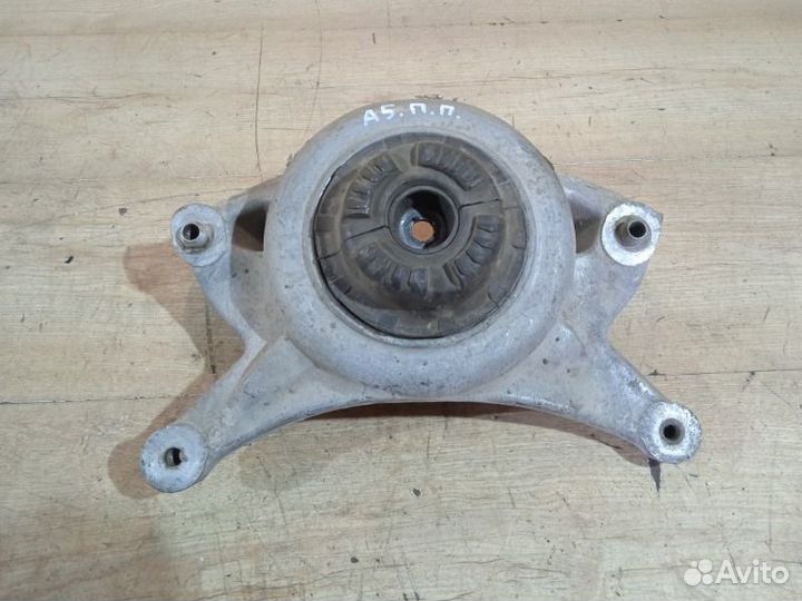 Опора амортизатора передняя правая Audi A5 купе