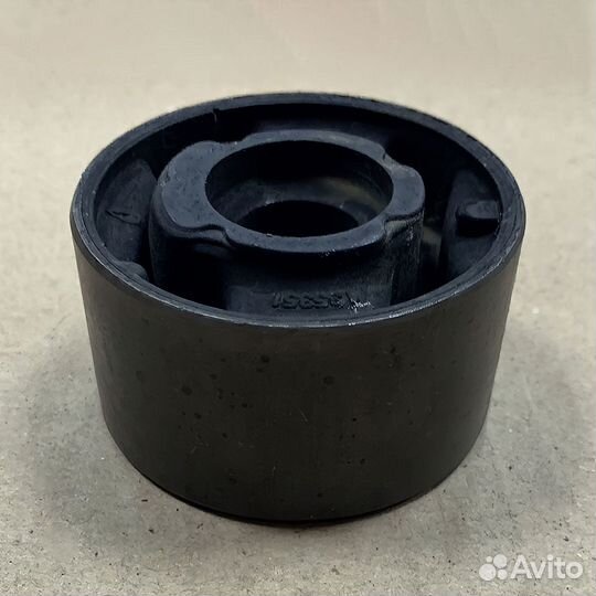 Сайлентблок рычага BMW 3 (E36) Lemforder