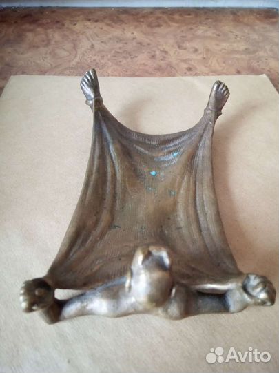 Пепельница