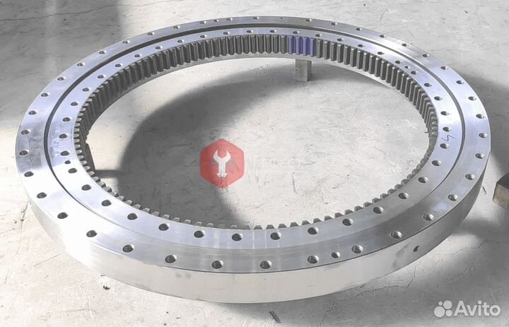 Опорно-поворотный круг Hitachi ZX280LC-3