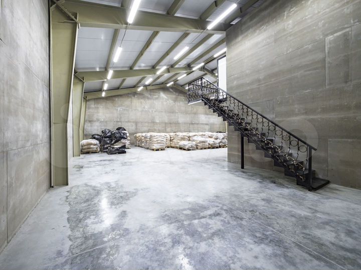 Продам производственное помещение, 401.4 м²