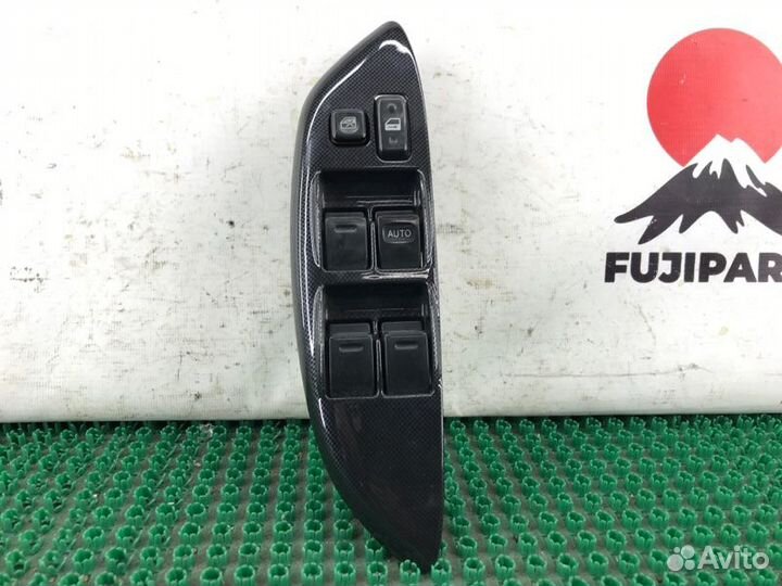 Блок управления стеклоподъемниками передний правый