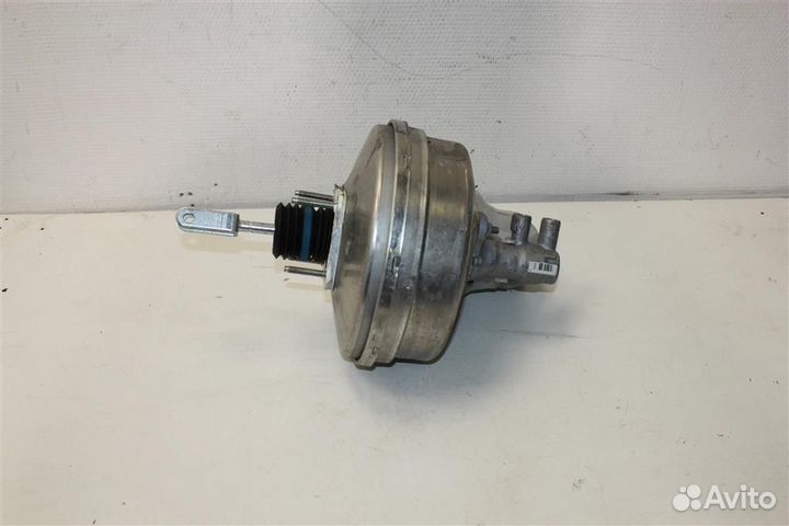 Усилитель тормозов вакуумный Land Rover range R