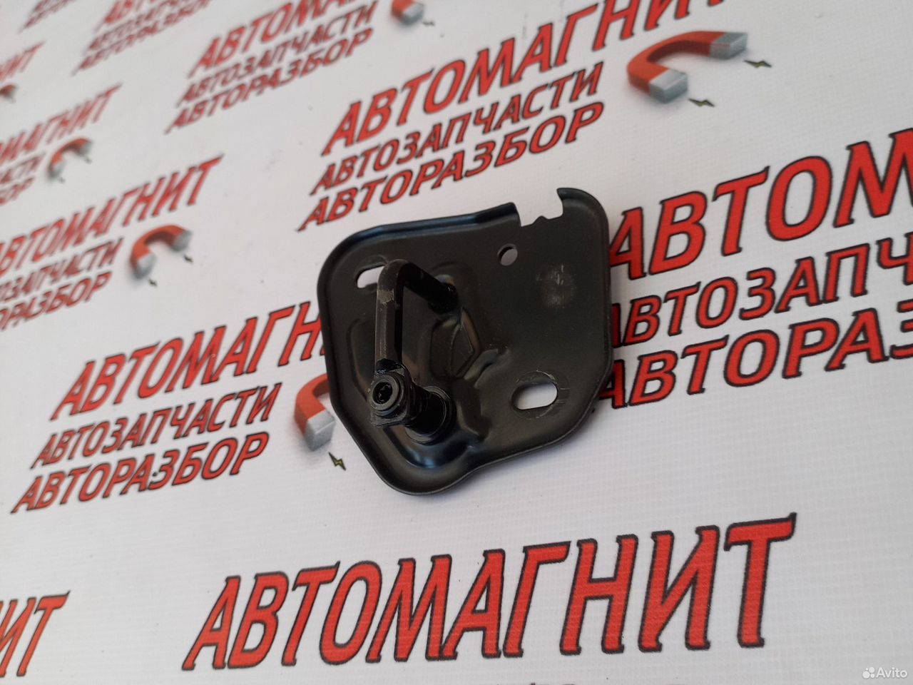 Петля замка капота Ауди А6 С7 14-18