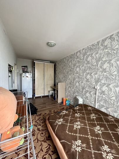 Комната 13,7 м² в 4-к., 9/9 эт.