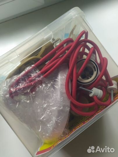 Светильники: