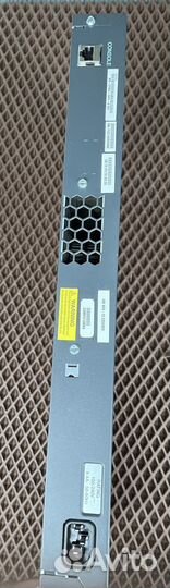 Cisco Catalyst 2960 24 10/100 PoE + 2 T/SFP