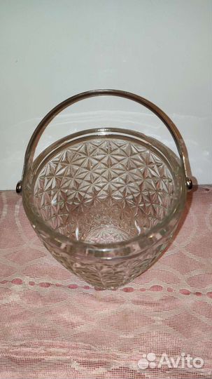 Конфетница стеклянная