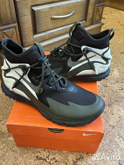 Nike Terra Sertig Boot