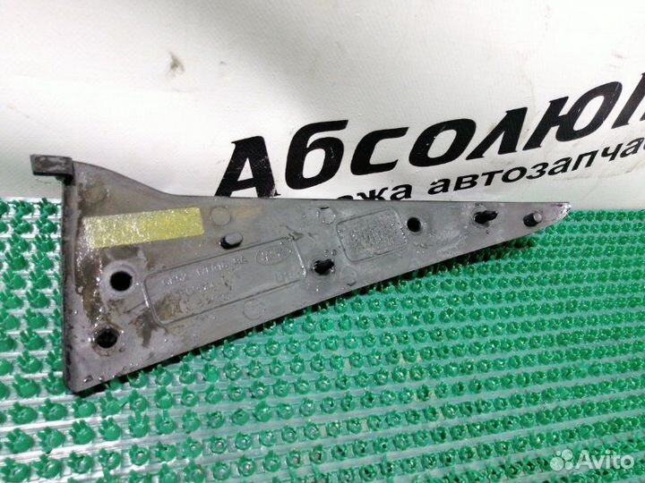 Брызговики передние левые Land Rover Vogue L405