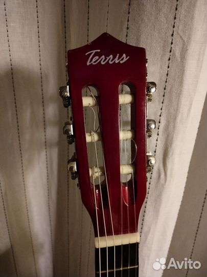 Классическая гитара Terris