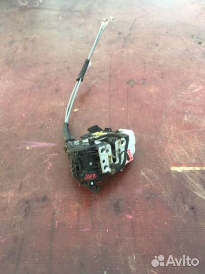 Замок двери задний правый Kia Cerato 2009-2013