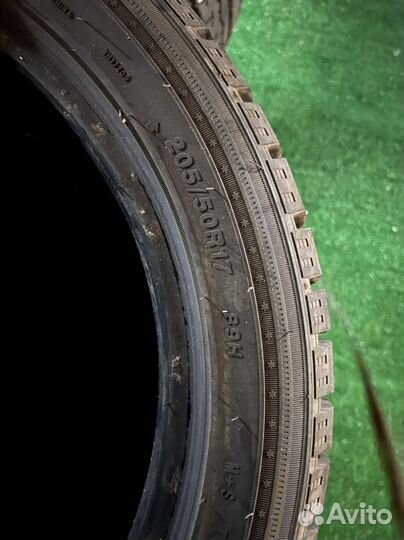 Sailun Ice Blazer Arctic 205/50 R17 89H