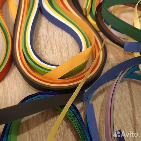 Бумага для квиллинга и инструмент