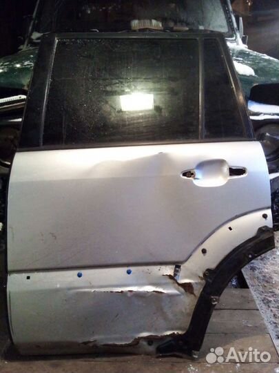 Задняя левая дверь тойота прадо 120