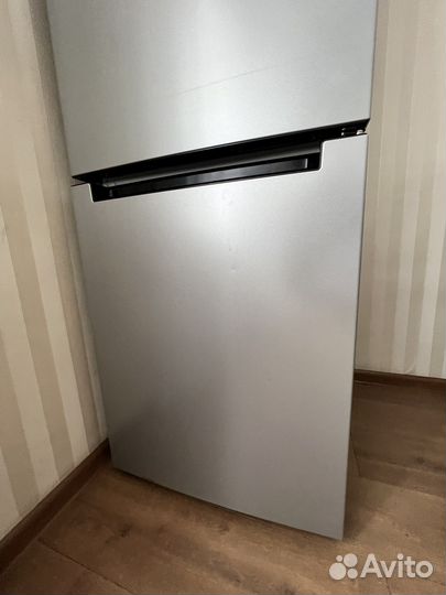Холодильник indesit no frost ITF 020s 2021 года