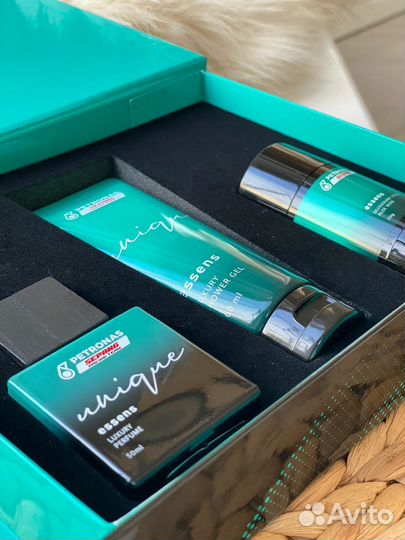 Personas Perfume набор essens:духи,гель,дезодорант