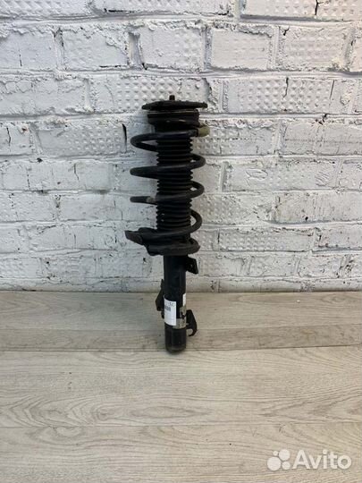 Стойка передняя левая Mazda Mazda5 crew 2.0 2009