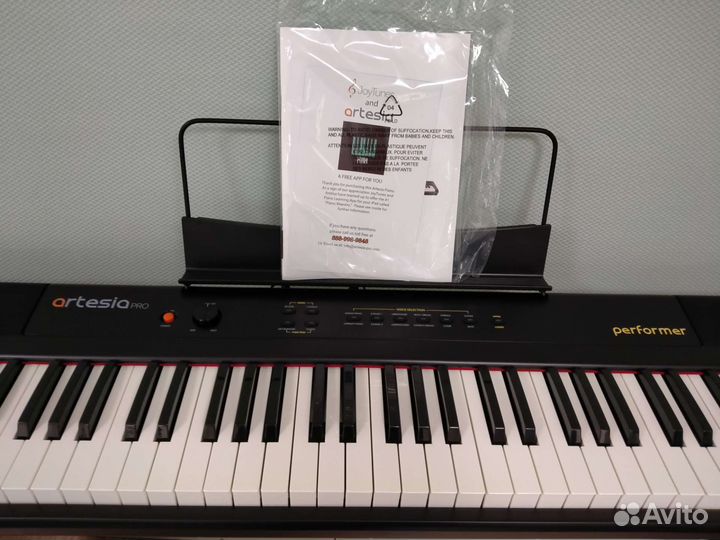 Новое цифровое пианино. Гарантия 12 месяцев