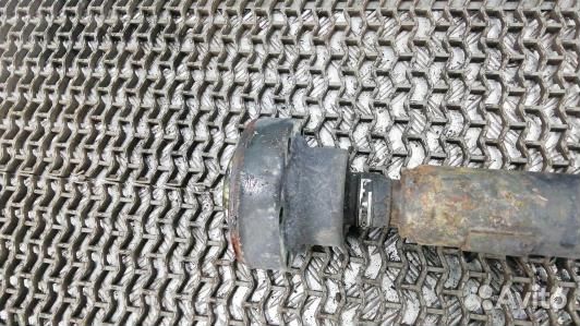 Карданный вал audi Q7 (8AD10K301)