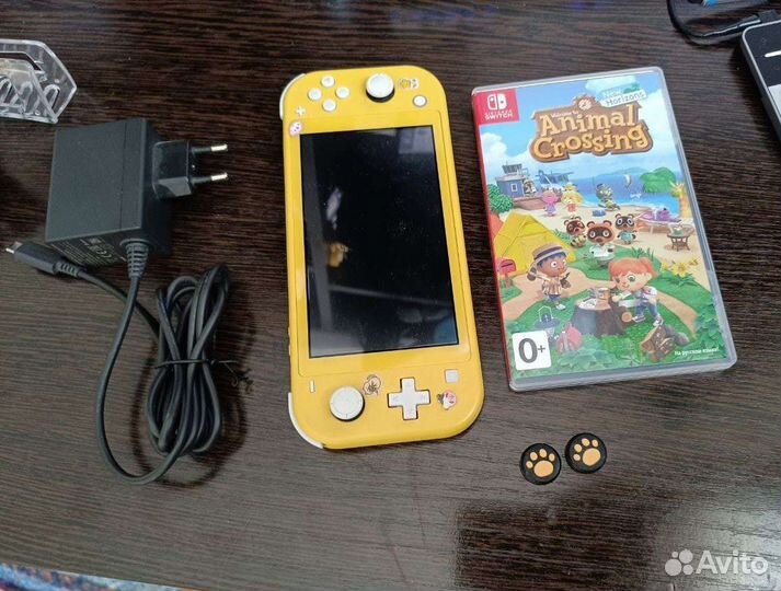 Nintendo switch lite с играми