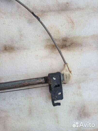 Стеклоподъемник задний левый Mazda6 GG