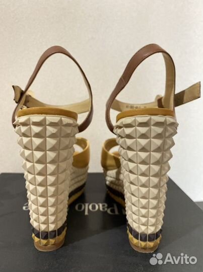 Босоножки кожаные Paolo Conte