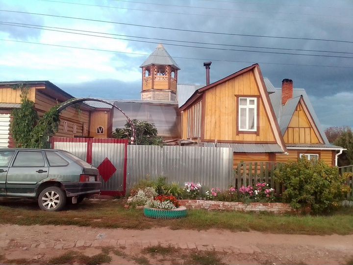 Дом 300 м² на участке 3,5 сот.