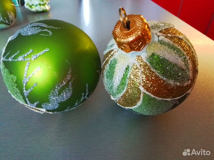 Ёлочные игрушки из стекла, ручная роспись