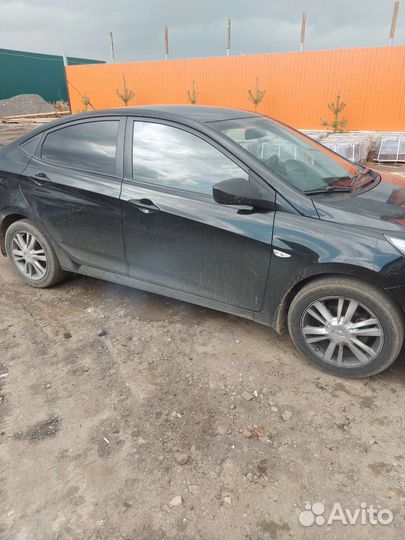 Hyundai Solaris 1.6 МТ, 2015, 412 000 км