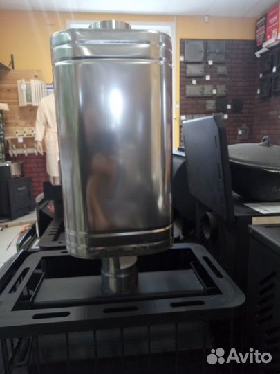 Бак из нержавейки на трубе