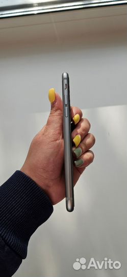 Продам iPhone 6s